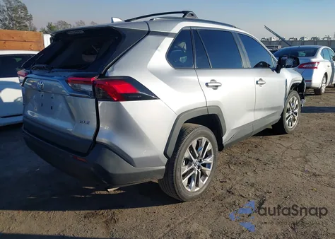 2021 Toyota Rav4 Xle Premium из США, поврежденный, VIN 2T3C1RFV4MW170980